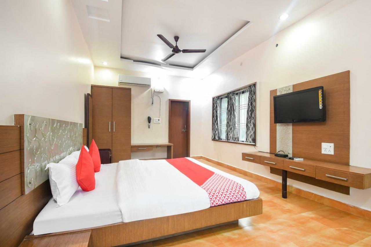 Oyo 47464 Hotel The Country Club Bilāspur Buitenkant foto