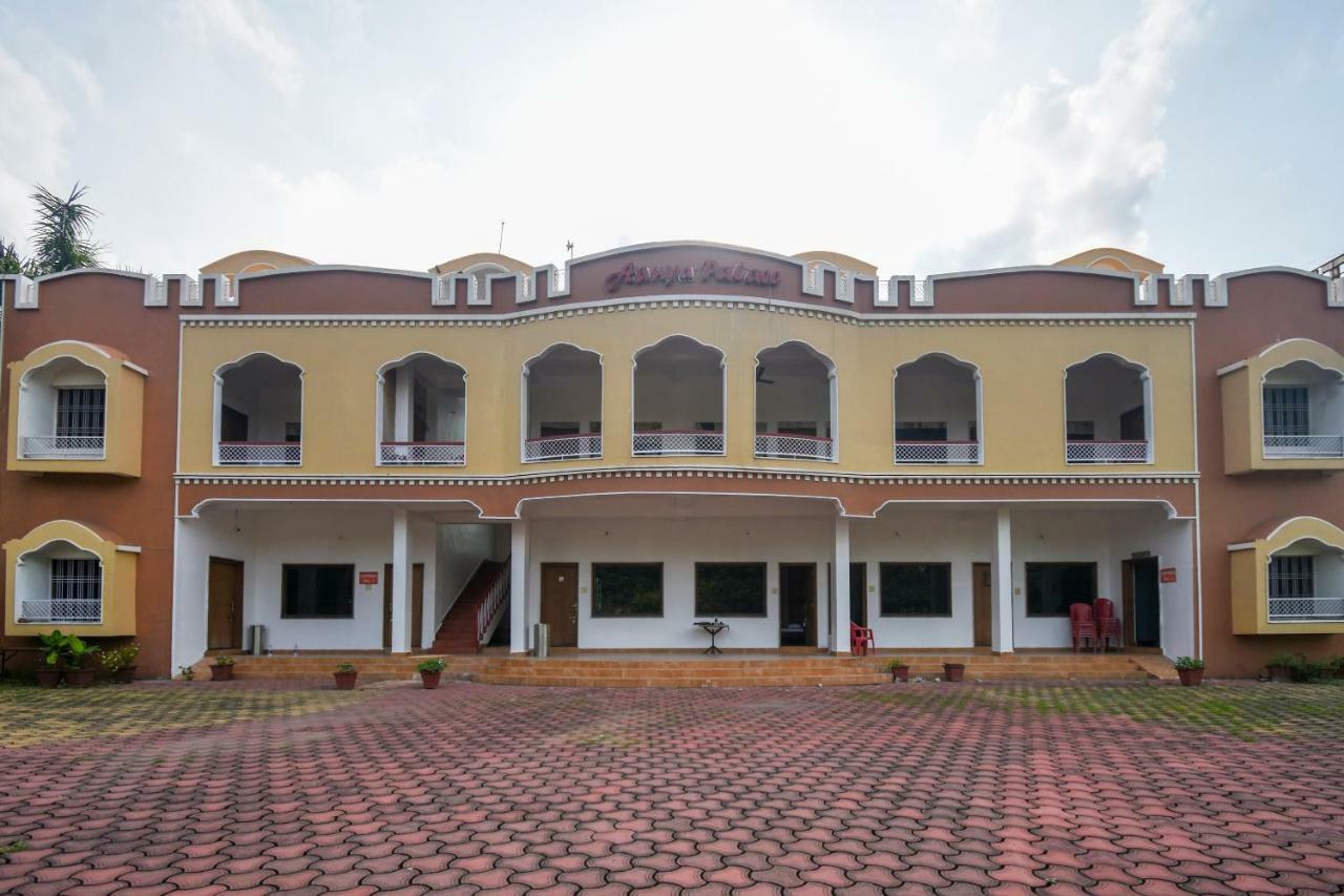 Oyo 47464 Hotel The Country Club Bilāspur Buitenkant foto