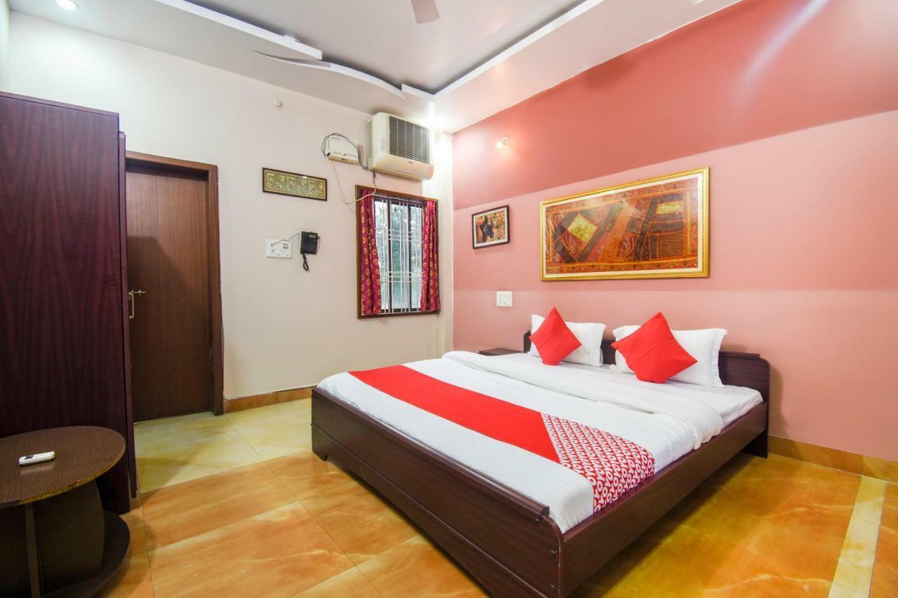 Oyo 47464 Hotel The Country Club Bilāspur Buitenkant foto